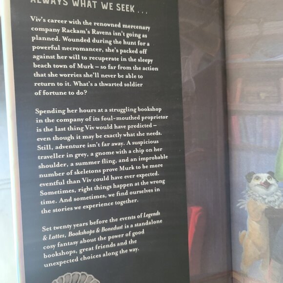 **NEW,SIGNED** Legends & Lattes, Bookshops & Bonedust, Travis Baldree, Fairyloot - Picture 14 of 16